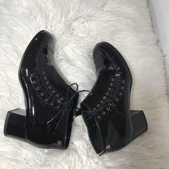 Authentic Chanel Interlocking CC Logo Lace-Up Bootie - Picture 7 of 9